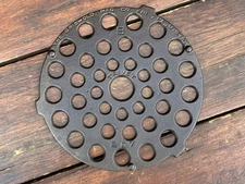 Griswold Cast Iron #9 Fully Marked Dutch Oven Trivet