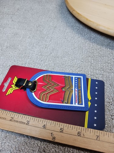 Bioworld DC Comics Wonder Woman Luggage Tag For Suitcases Travel Bag - Picture 10 of 12