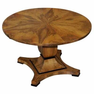 RARE LARGE CIRCA 1825 SOUTH GERMAN BIEDERMEIER WALNUT DINING OR CENTRE TABLE