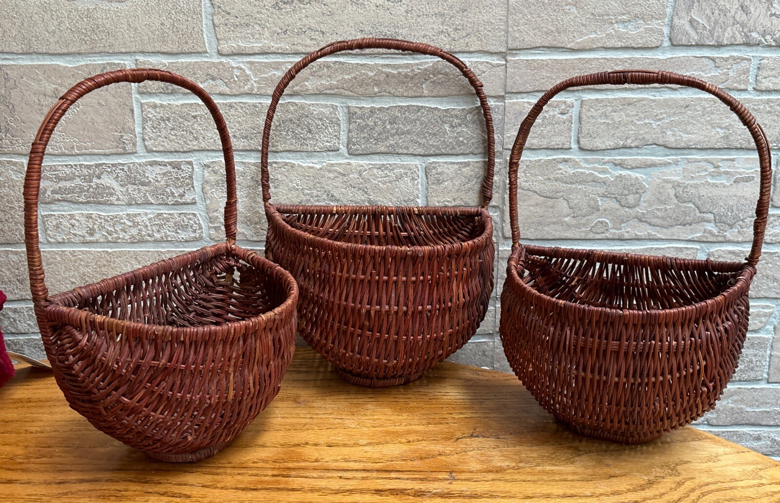 3 cestas colgantes vintage de mimbre y ratán, decoración de bolsillo de pared primitiva