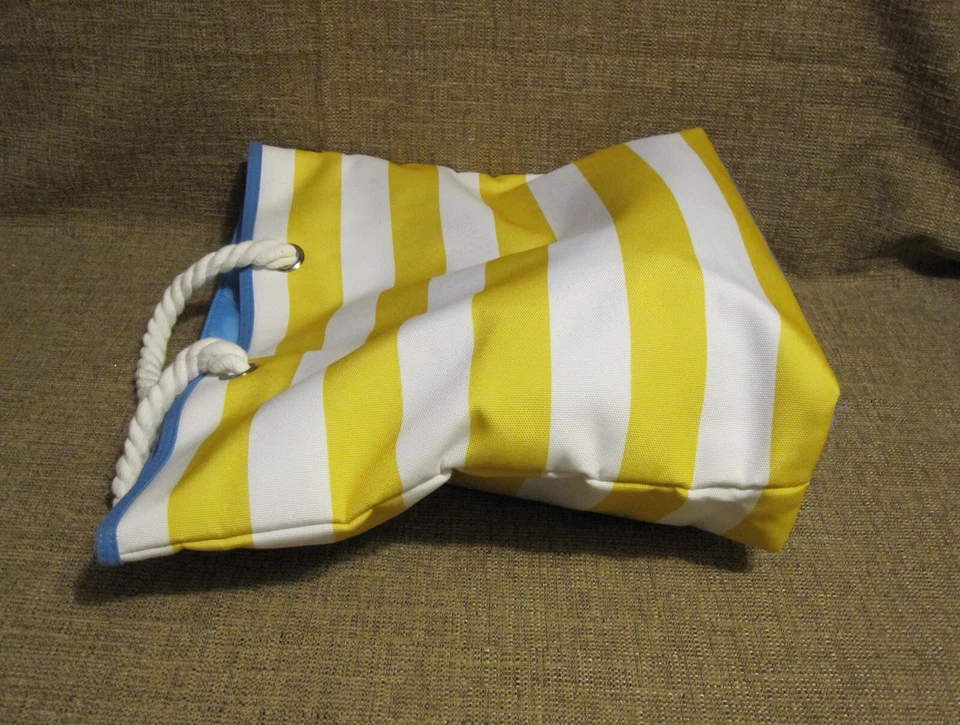 Bag Large Beach Bag Vintage Clinique Beach Tote Yellow white Striped Large Shoul - Image 2 of 4