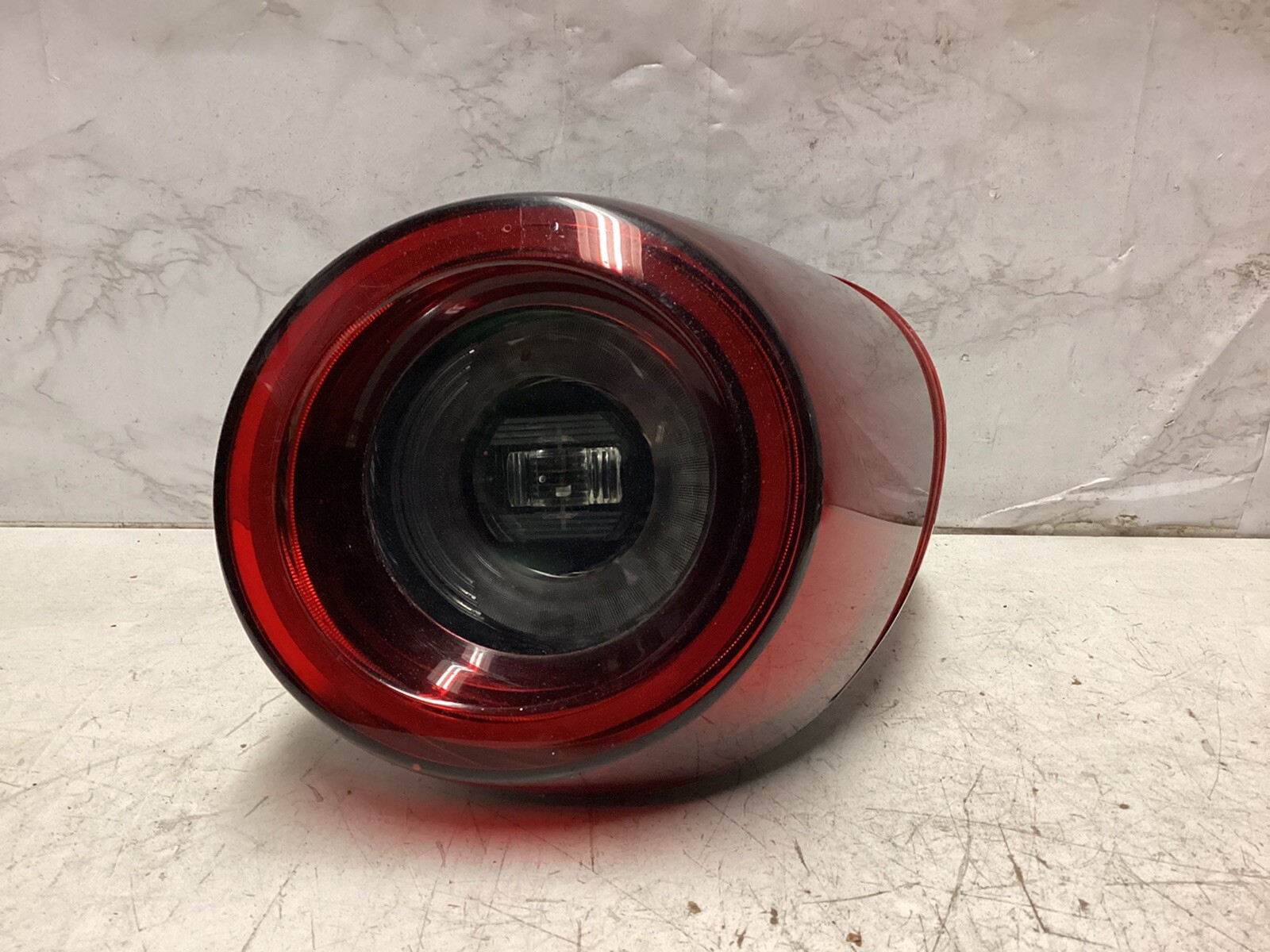 2017 2018 2019 2020 FERRARI PORTOFINO RIGHT SIDE TAIL LIGHT OEM USED