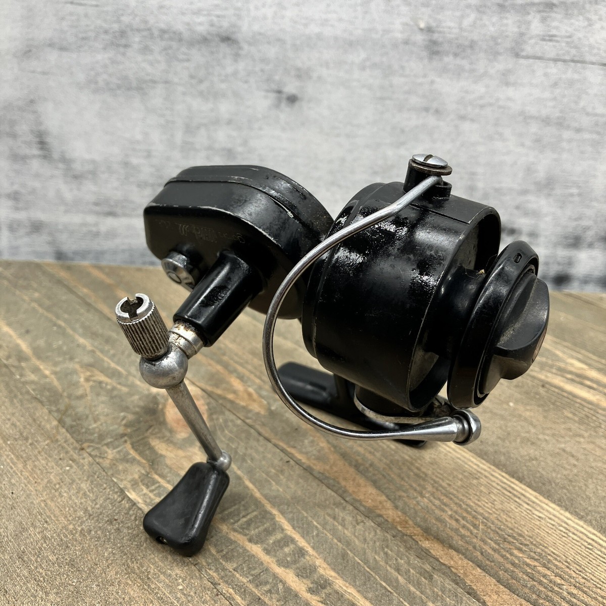 Vintage Abu Garcia Mitchell Spinning Reel Model 206 | eBay