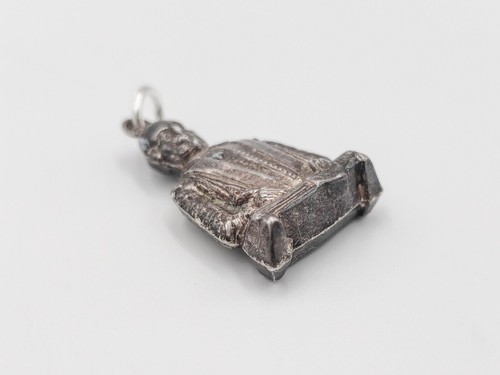 Vintage / Antique 800 Silver Hollow William Shakespeare Charm Pendant Necklace - Picture 5 of 7