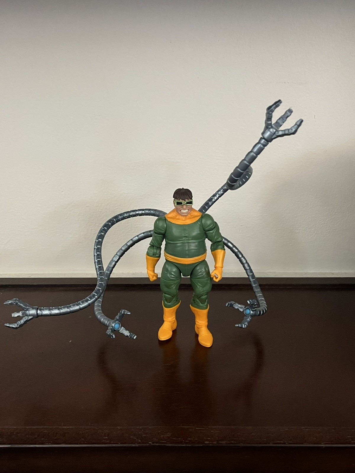Hasbro Marvel legends Dr. octopus figure loose