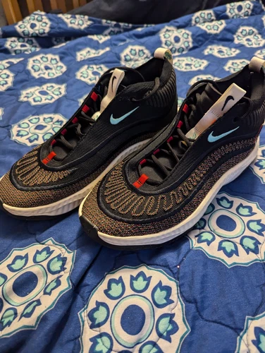 nike cosmic unity Sneakers