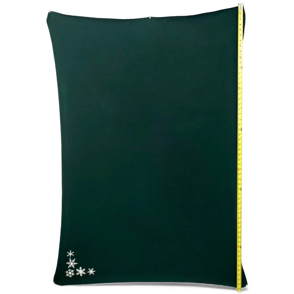 Forest Green Fleece w/ Embroidered Snowflakes Throw Blanket 57" x 40" - Image 4 of 4