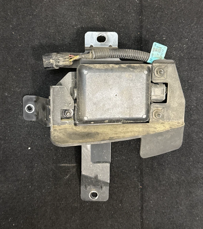 Módulo de detección de punto ciego Hyundai Elantra 2017-2018 diestro OEM 95821-F2001 Foto 2 de 4