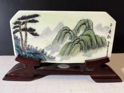 Hand-painted Guest-Greeting Pine Bisque Porcelain Plaque Carved Desktop Decor