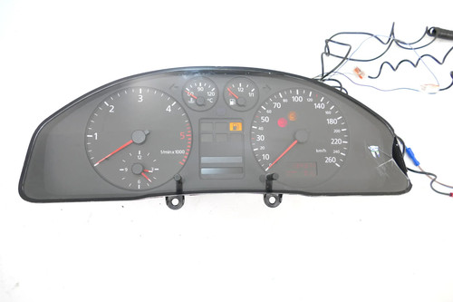 Audi A4 B5 Tacho Tachometer Kombiinstrument 259000km 8D0919861A Diesel 1,9 TDI