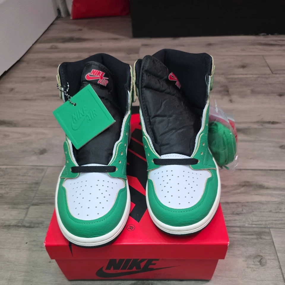 Talla 8.5 - Air Jordan 1 Retro OG High Lucky Green W Foto 4 de 4