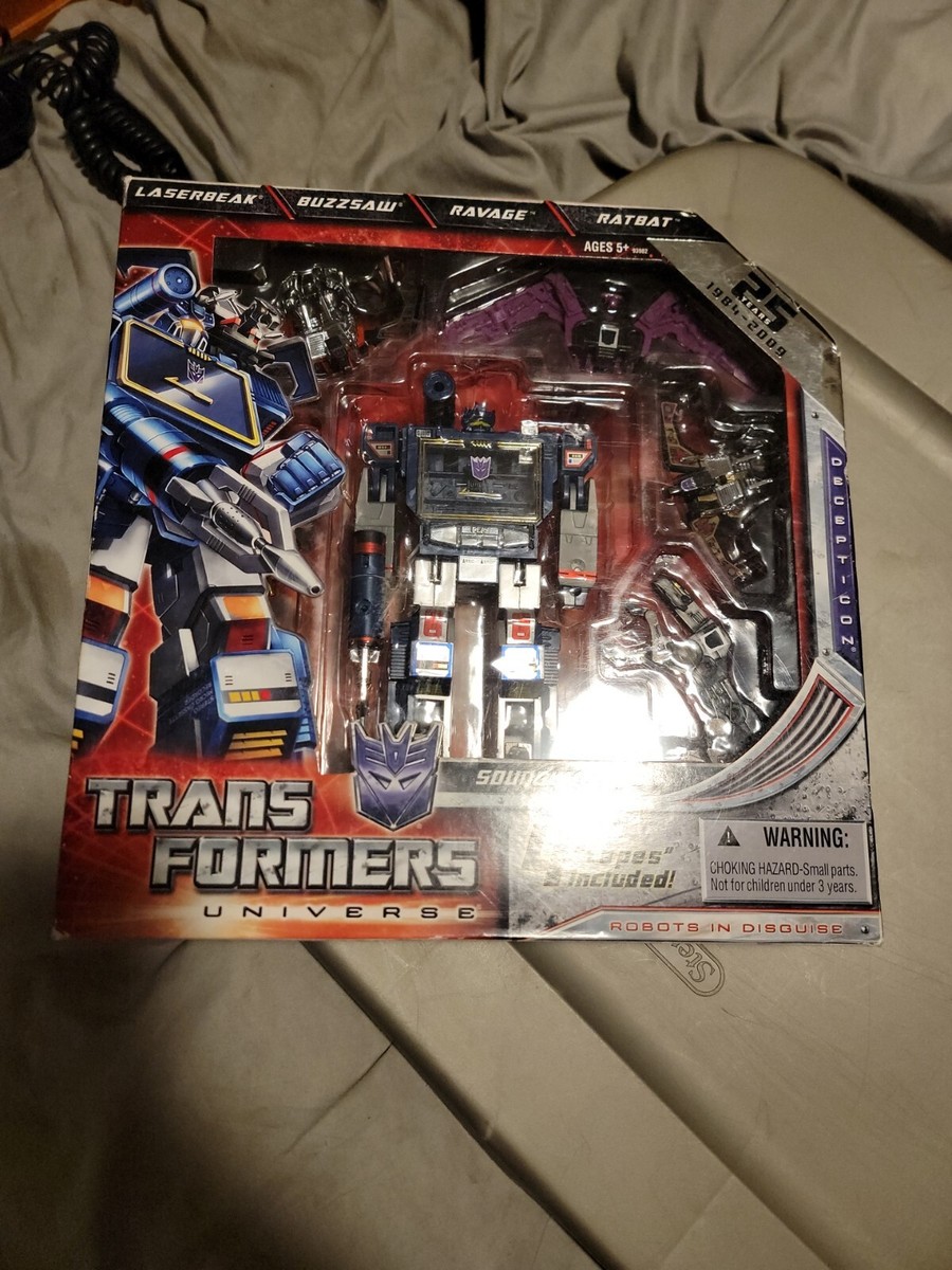 Transformers Universe 25th Anniversary Soundwave San Diego