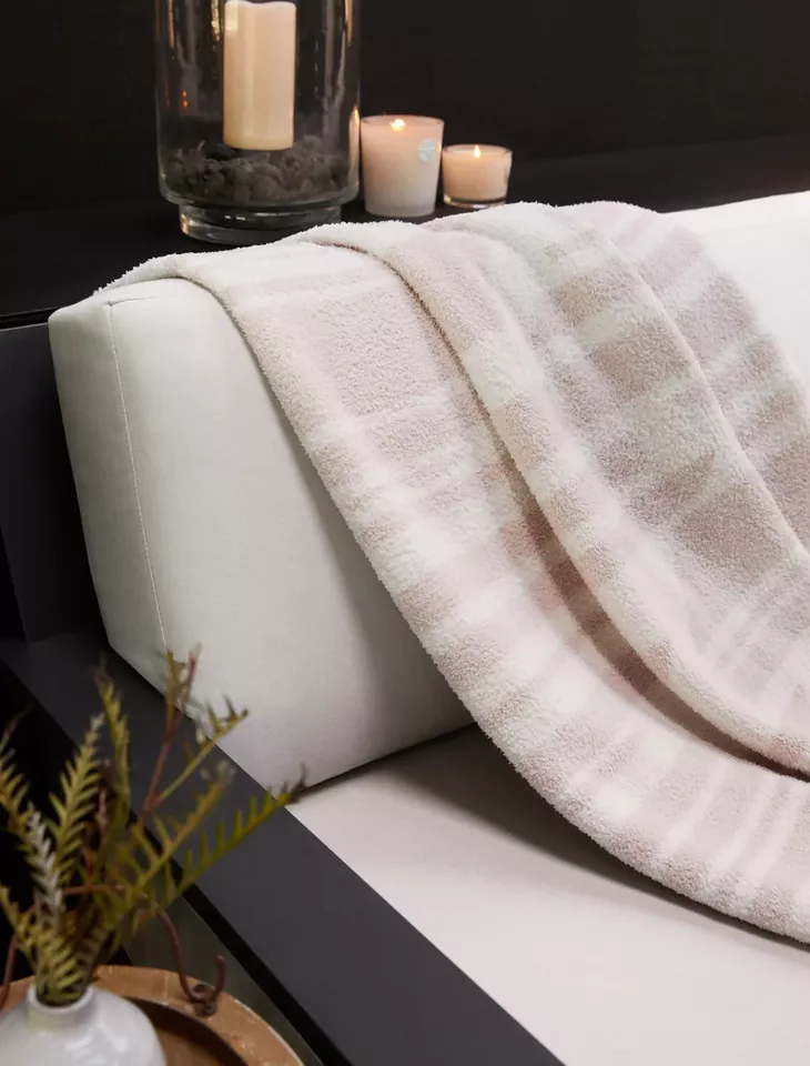 Barefoot Dreams CozyChic Geometric Blanket 45"X60" | Color: Cream-Bisque - Image 4 of 4