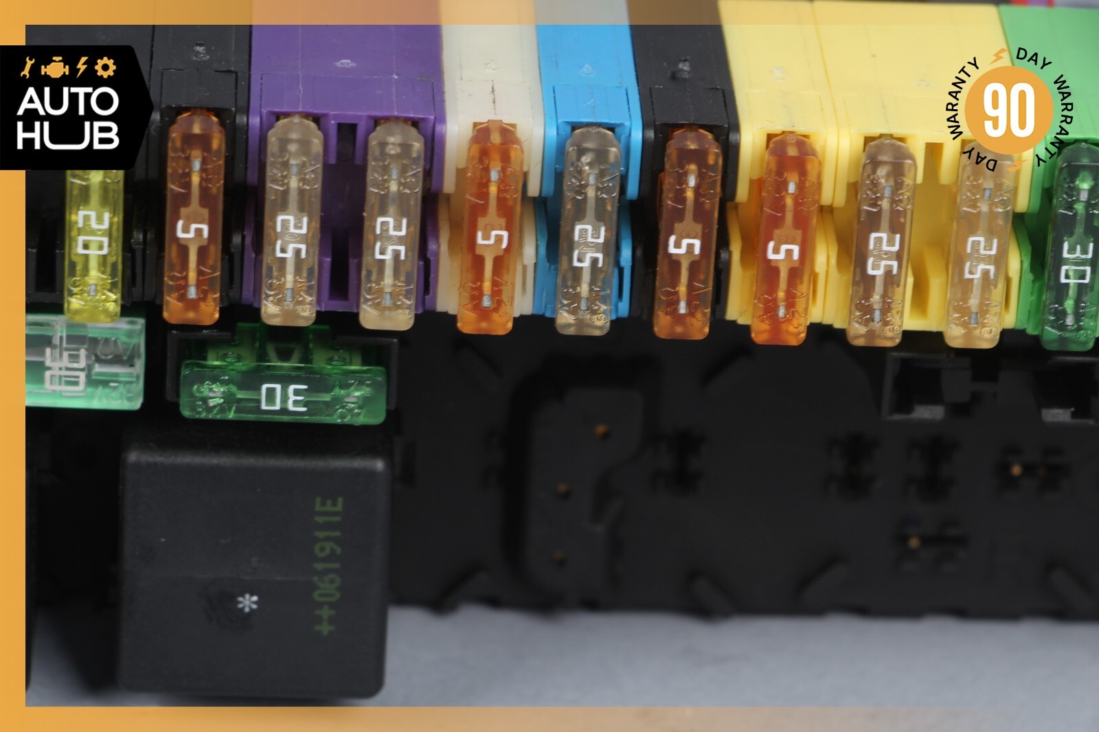03-12 Mercedes R230 SL600 SL55 AMG SL550 Rear SAM Fuse Box Relay Module OEM