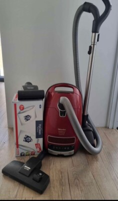 miele cat and dog vacuum | Gumtree 