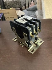 CUTLER HAMMER C25DNF340 DEFINITE PURPOSE CONTACTOR 40A 3P 24V