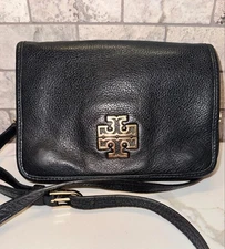 1422. Tory Burch Britten Crossbody