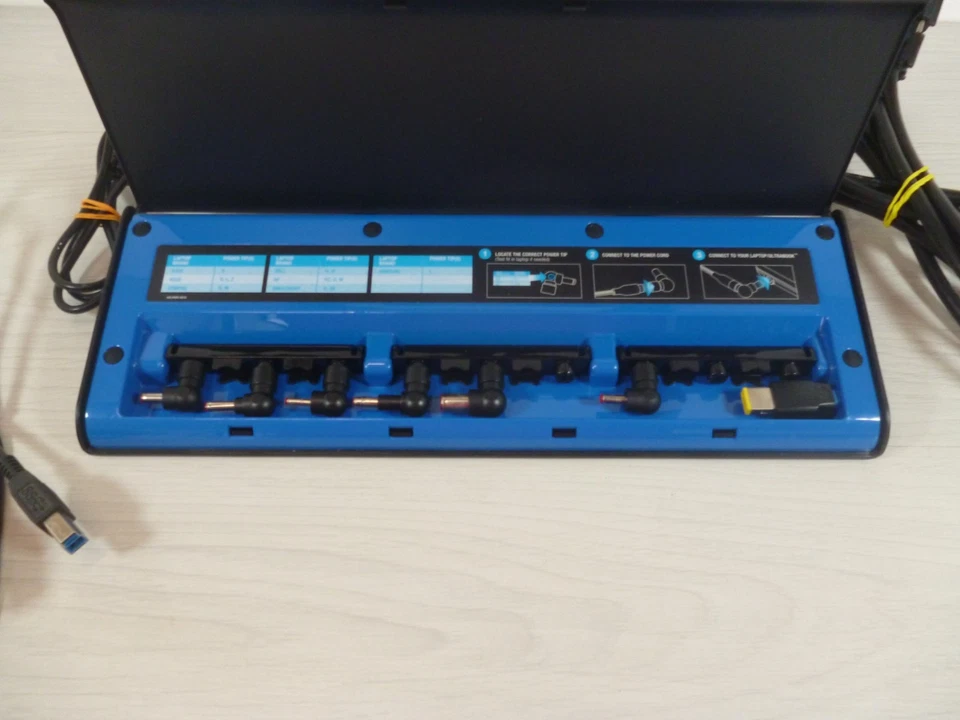 Targus ACP71EU Universal Laptop PC Docking Station tested and fully working - Image 3 of 4