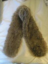 BCBGENERATION PULL THROUGH BROWN FAUX FUR SCARF NWOT $49.00