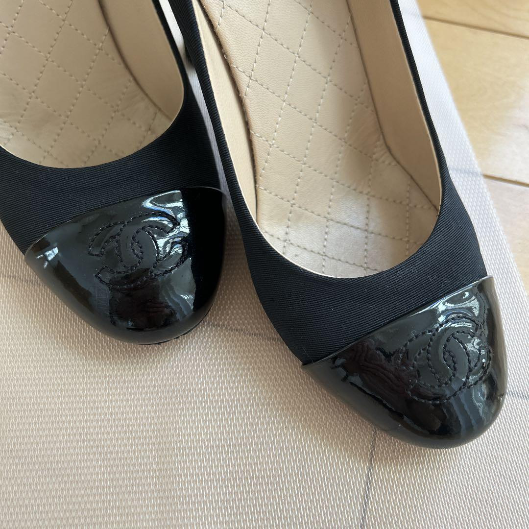 Chanel High Heel Pumps Black Enamel With Coco Mark Size 37.5 US About7.5 Women thumbnail 6