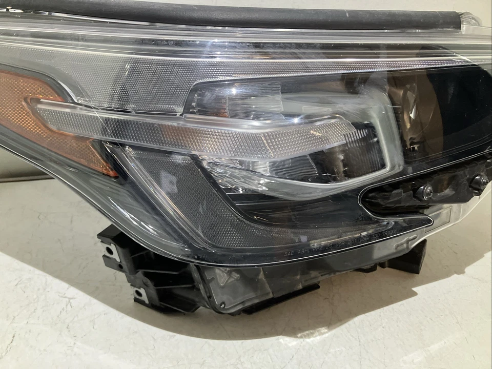 Оригинальная правосторонняя светодиодная фара для Subaru Legacy Outback 2023 2024 2025 годов выпуска No28 0711 - Изображение 3 из 4