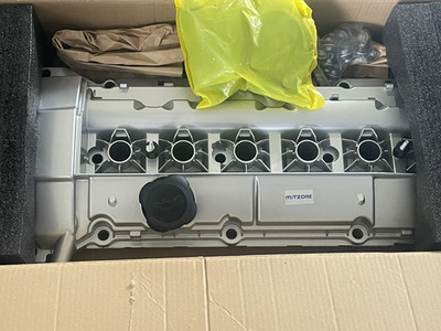 ALUMINUM Valve Cover w/ Gasket for 99-02 BMW E39 525i 528i E46 325i 328i 330i X5
