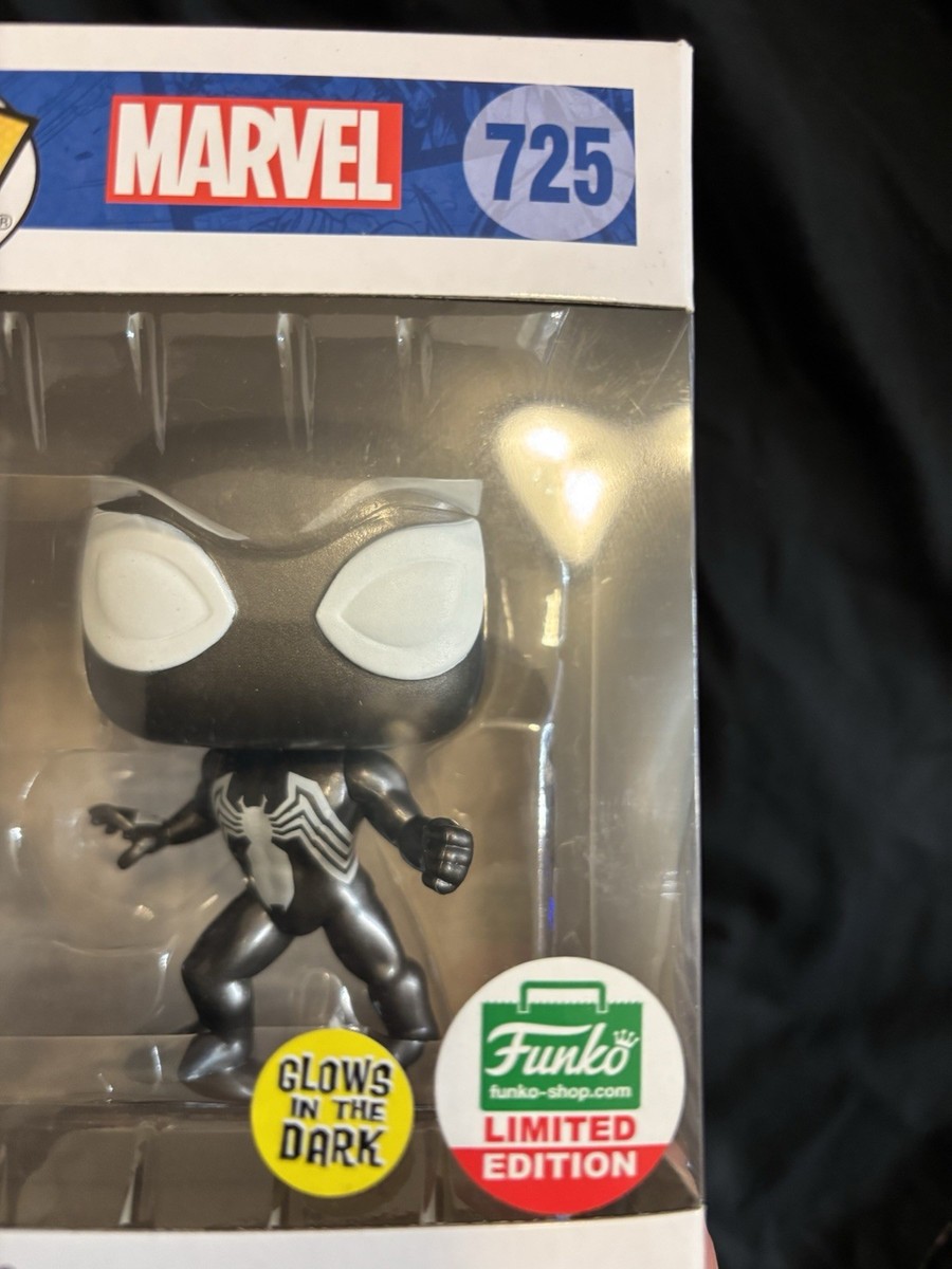 Funko Pop! Spider-Man (Symbiote Suit) (Glows in the Dark
