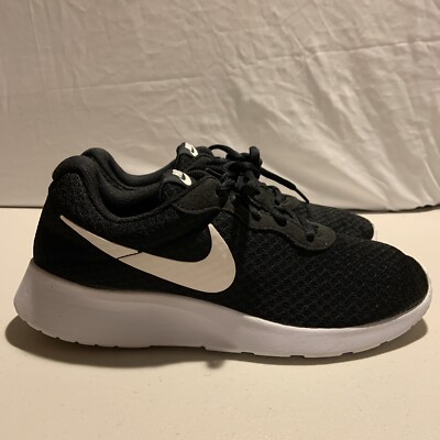 Nike Womens Tanjun 812655-011 Black Running Shoes Sneakers