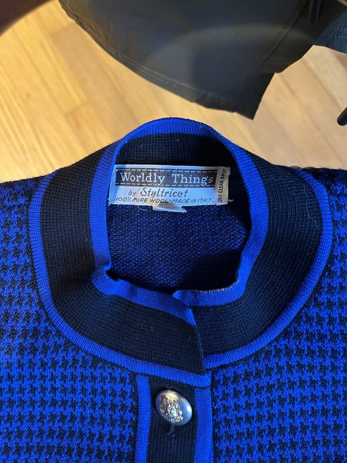 Worldly Things Vintage Wool Classic Cardigan Jack… - image 2