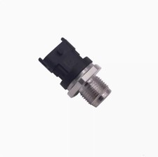 1PCS NEW FIT FOR Common rail pressure sensor 0281006105