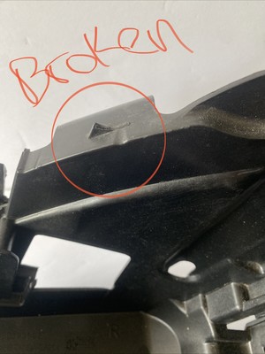 AUDI HEADLIGHT MOUNT BRACKET FRONT RIGHT SIDE 89393698 #0726 | eBay