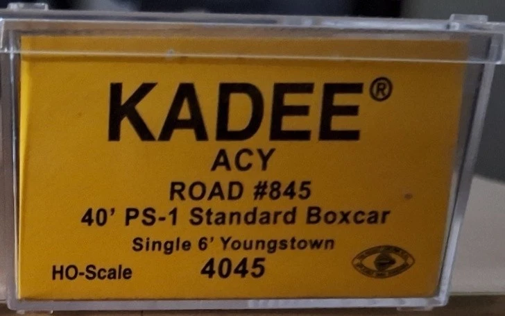 KADEE HO #4054 AKRON CANTON AND YOUNGSTOWN RAILROAD #845  40' PS-1  SGL 6' DOOR - Image 2 of 2