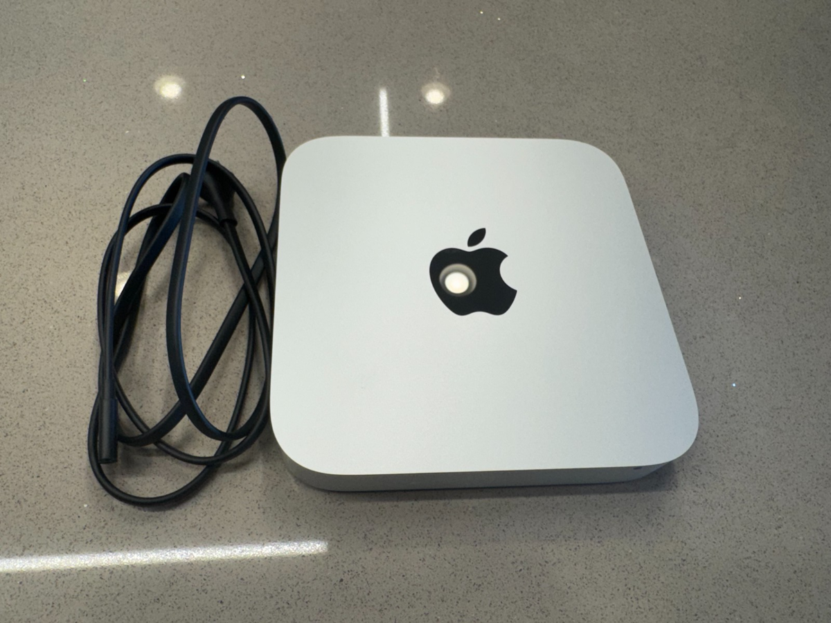 Apple Mac Mini Late 2014 i5/4Gb/500Gb 【公式通販】