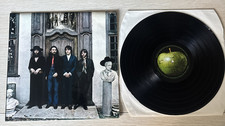 The Beatles HEY JUDE Lp UK DARK APPLE W/ DOUBLE MISPRINT ON LABELS REVOLUTIONS
