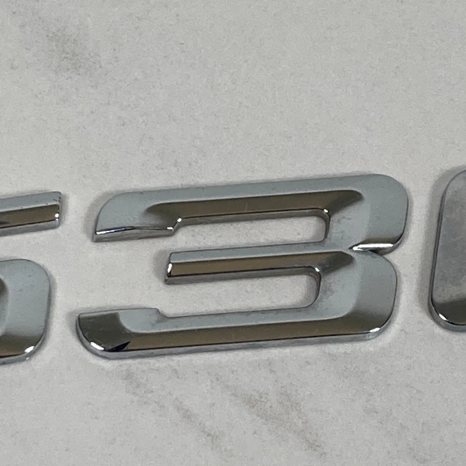 BMW 530i 2001-2007 emblema logotipo letras números maletero trasero B3375 cromo Foto 4 de 4