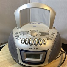 Sony CFD-E90 CD Player Cassette Recorder Boombox AM/FM Radio Read  