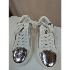 Dolce Vita Women's Size 8 Silver Zayn 360 Platform Sneaker 0940 