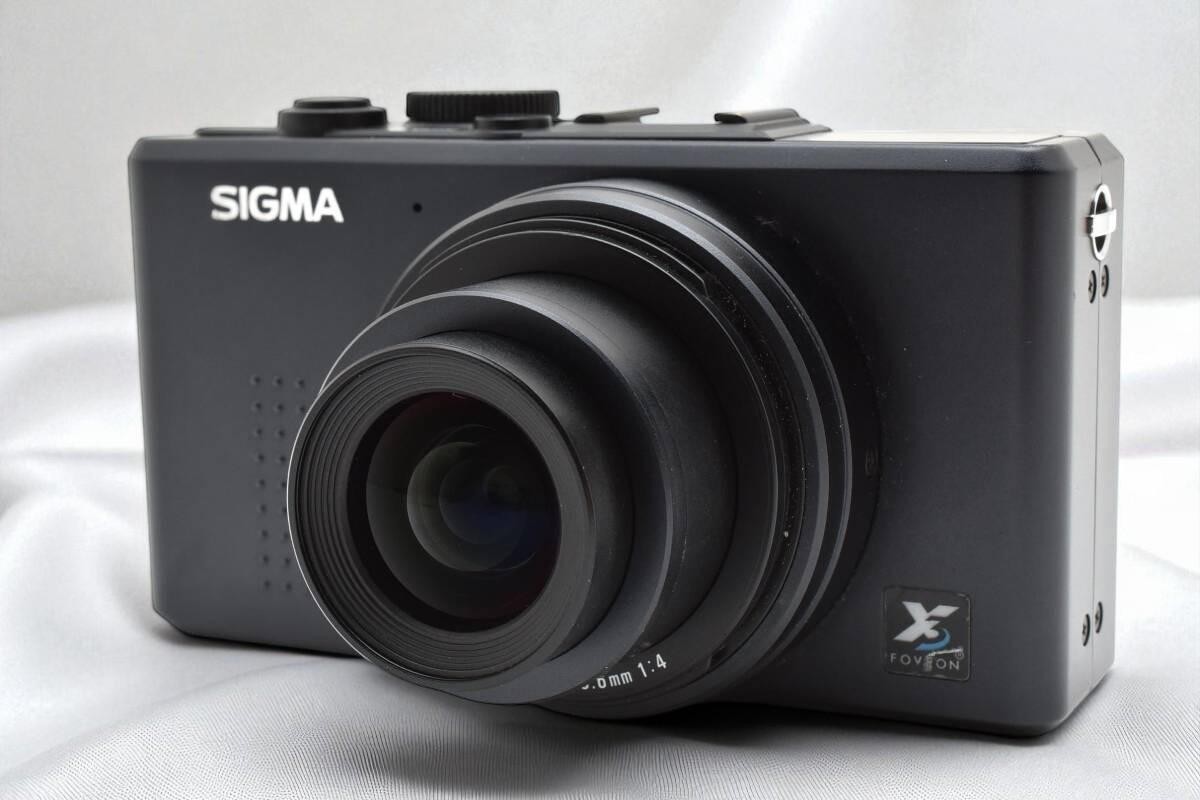 SIGMA - ☆SIGMA DP1　Merrill　美品☆ Sigma DP Series DP1 Merrill 46.0MP Digital Camera - Black
