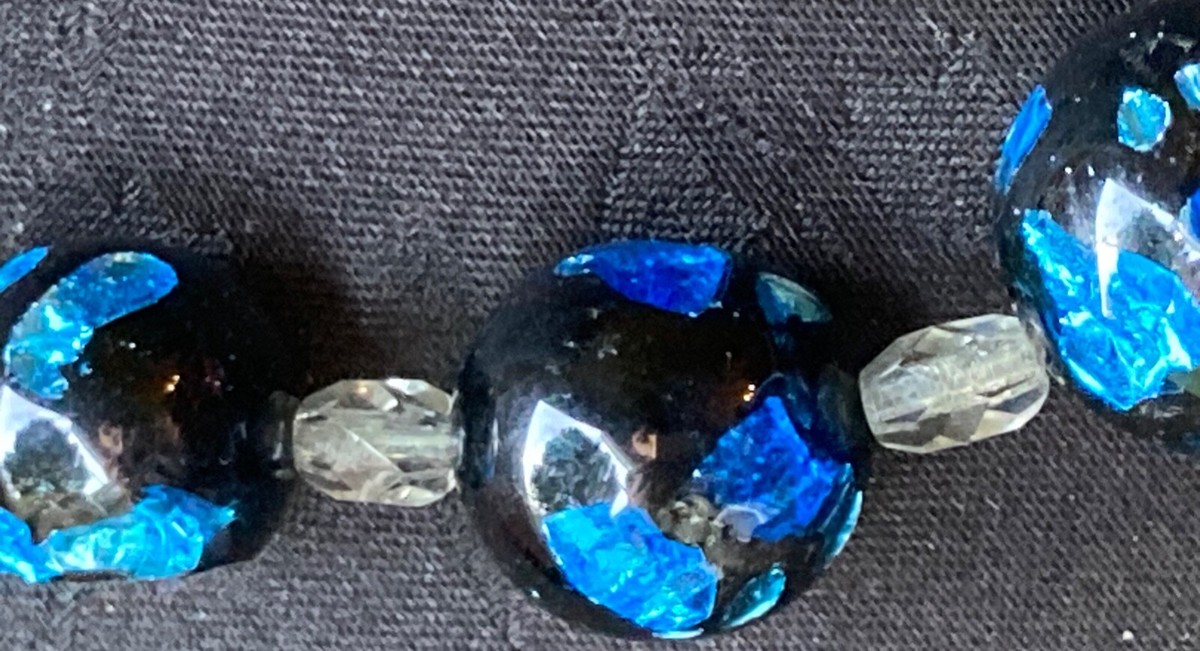 Tour de Cou Fourrure avec perles (x12) - Grossiste France - Grossiste