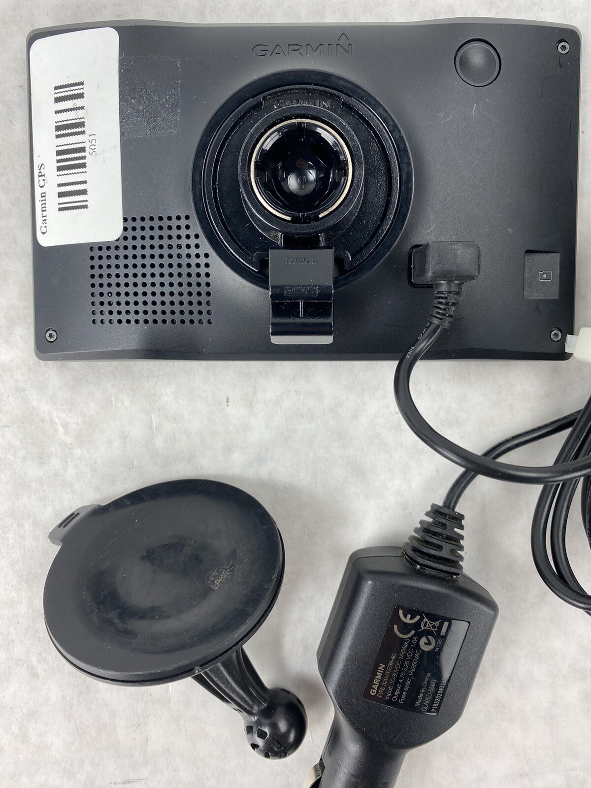 Garmin 1450161512 Drive 50 GPS Driving Direction Navigation bundle