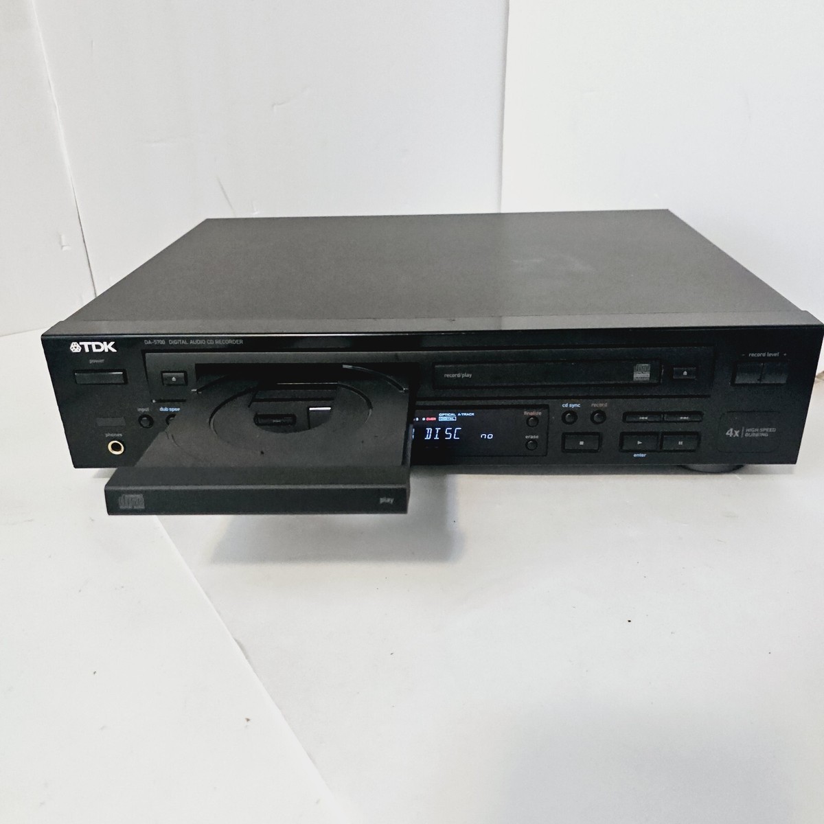 TDK DA-5700 4x Digital Audio CD Recorder Player Copy/Dub Music FOR