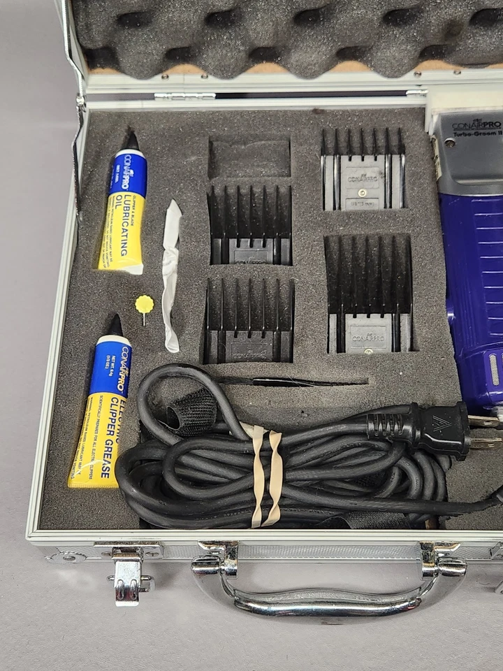 *USADO EN EXCELENTE ESTADO* Cortapelos profesionales de animales ConairPRO Turbo-Groom II con estuche, LEER Foto 3 de 4