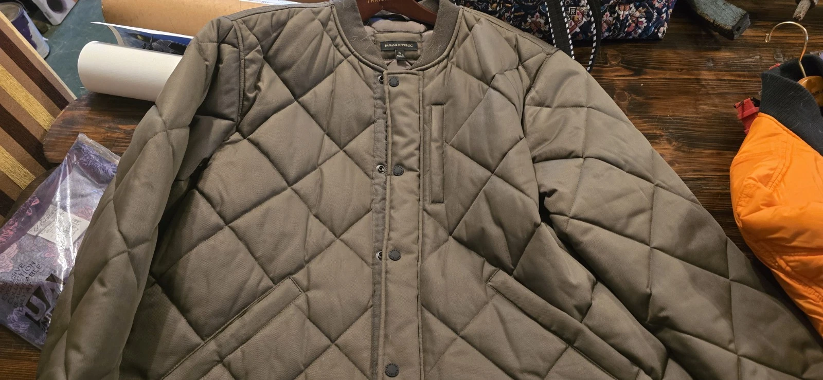 Banana Republic Men's XL Olive Diamond Quilted Bomber Jacket Polyester Snap - product detail image 5