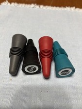 4-Pack Silicone Bottle Stoppers Reusable Wine Beverage Sealer Caps Bar Tool Set