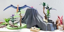  Playmobil Dinosaurs & Volcano 