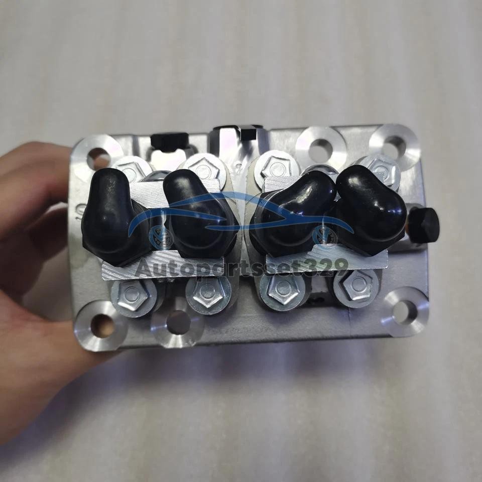 For Kubota BobcatV2203 V2403 Engine Fuel Injection Pump 1G852-51012 1G852-51010