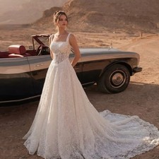 Elegant A-Line Wedding Dresses Square Neck Sleeveless Lace Applique Bridal Gowns