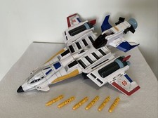 Transformers Universe KING ATLAS Figure   COMPLETE   W  Six Yellow Bombs Hasbro 2003