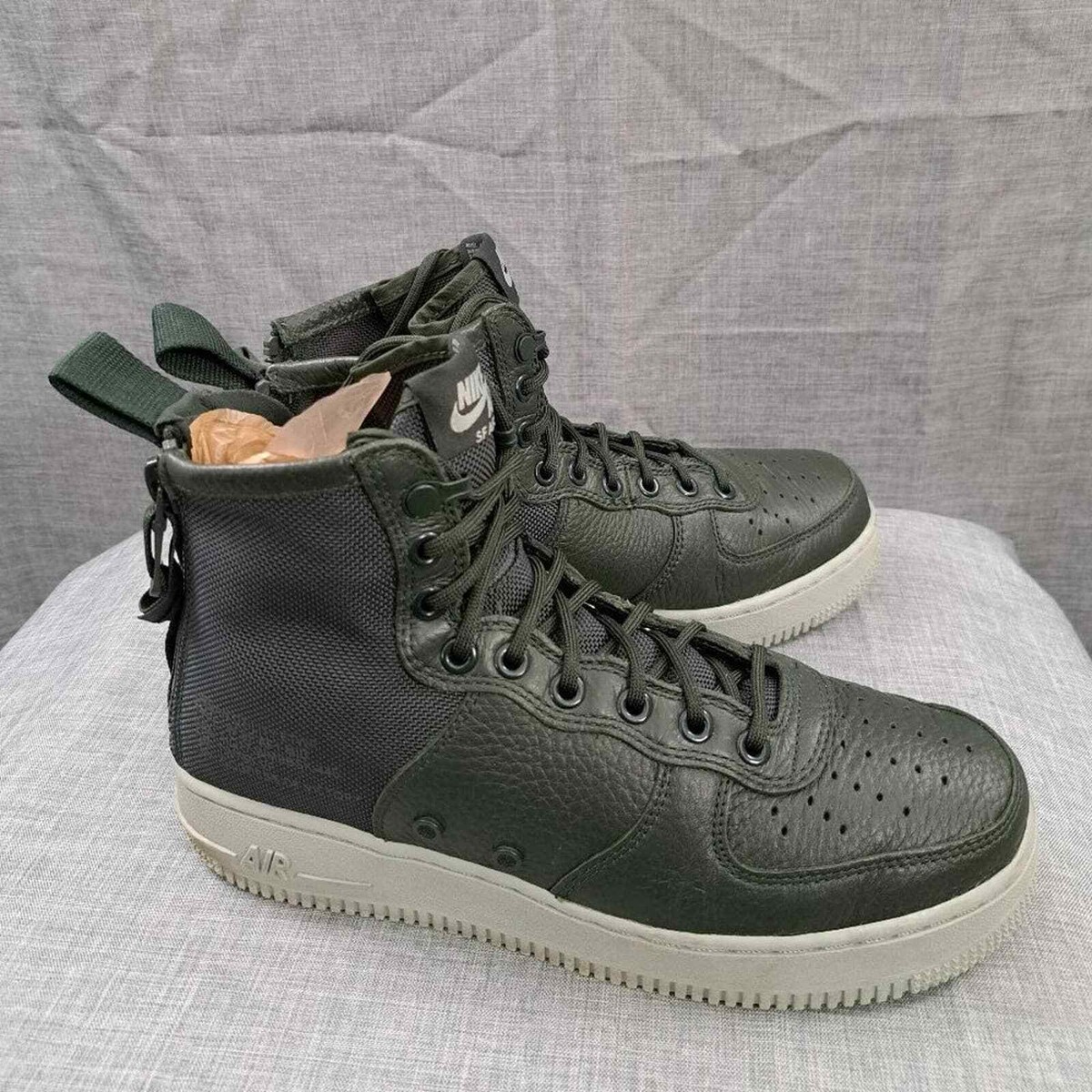 Nike Air Force 1 SF Mid Shoes Women's 9 Outdoor Green Army AA3966