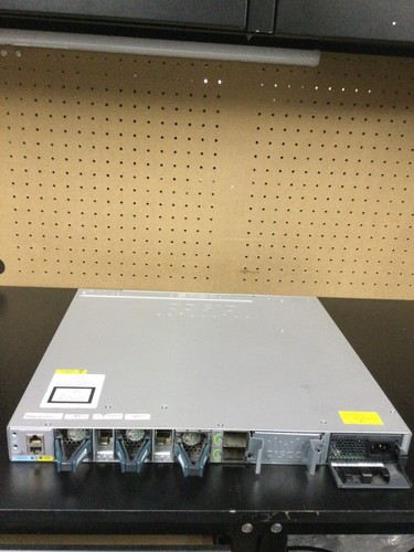Cisco WS-C3850-48T-L 3850 48 Ports GIG Managed Network Switch. - Picture 3 of 4